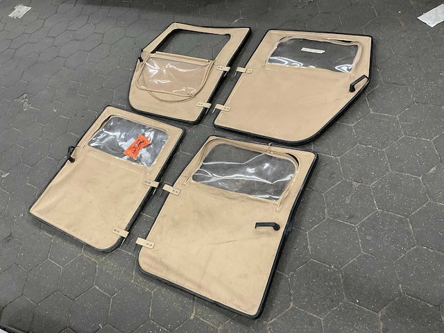 Deuren set - afbeelding 1 van  4