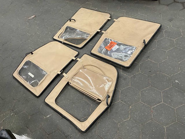 Deuren set - afbeelding 2 van  4