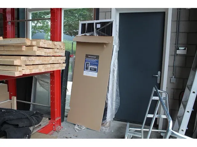 Deurpaneel polytec met afmeting 72 x 204 cm. - afbeelding 1 van  5