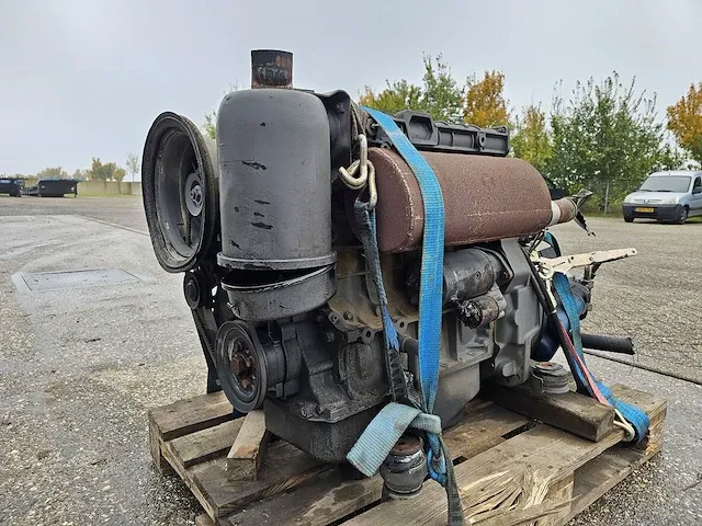 Deutz - f4l 1011 f - motor - afbeelding 2 van  8