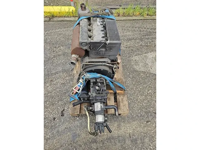 Deutz - f4l 1011 f - motor - afbeelding 6 van  8