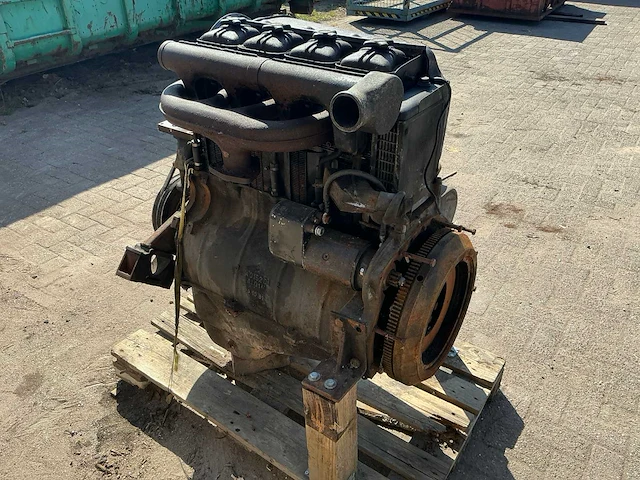 Deutz a4l514 dieselmotor - afbeelding 9 van  13