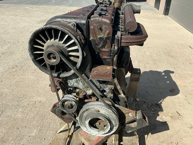Deutz a4l514 dieselmotor - afbeelding 13 van  13