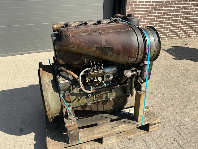 Deutz a4l514 dieselmotor - afbeelding 1 van  13