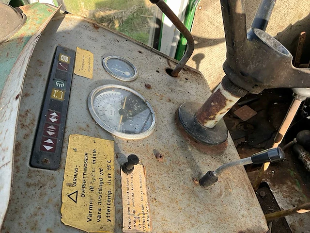 Deutz d 100.06 oldtimer tractor - afbeelding 18 van  28