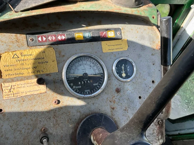 Deutz d 100.06 oldtimer tractor - afbeelding 19 van  28