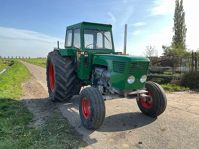 Deutz d 100.06 oldtimer tractor - afbeelding 12 van  28