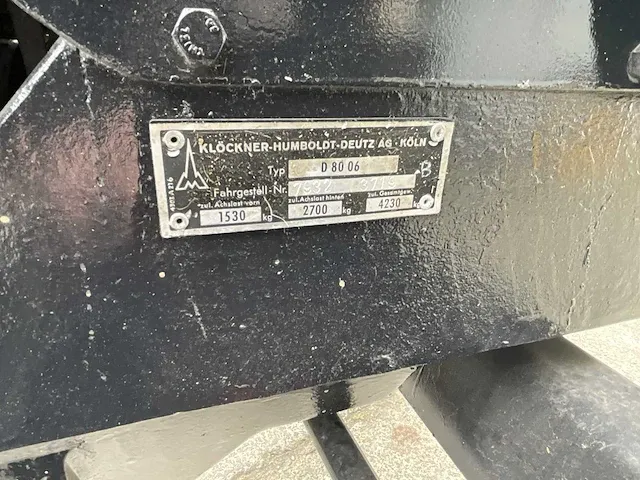 Deutz d-8006 oldtimer tractor - 1978 - afbeelding 10 van  23