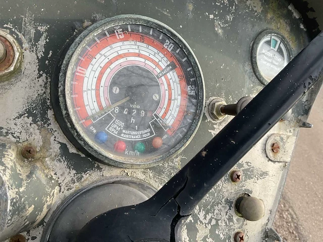 Deutz d400g oldtimer tractor - afbeelding 6 van  15