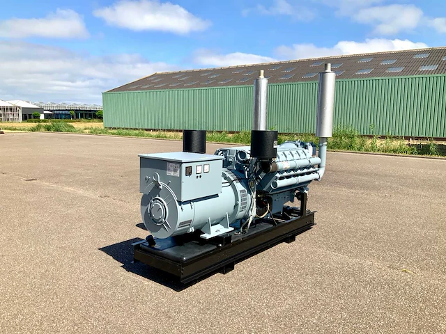 Deutz f12l413 noodstroomaggregaat - afbeelding 8 van  15