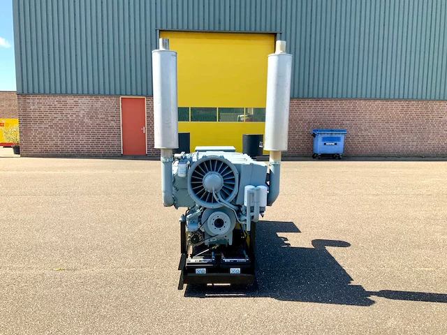 Deutz f12l413 noodstroomaggregaat - afbeelding 13 van  15