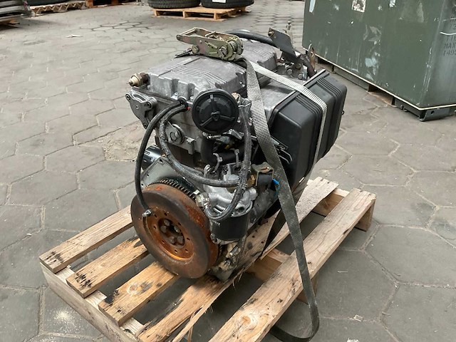 Deutz f3m 1008 benzinemotor - afbeelding 3 van  10