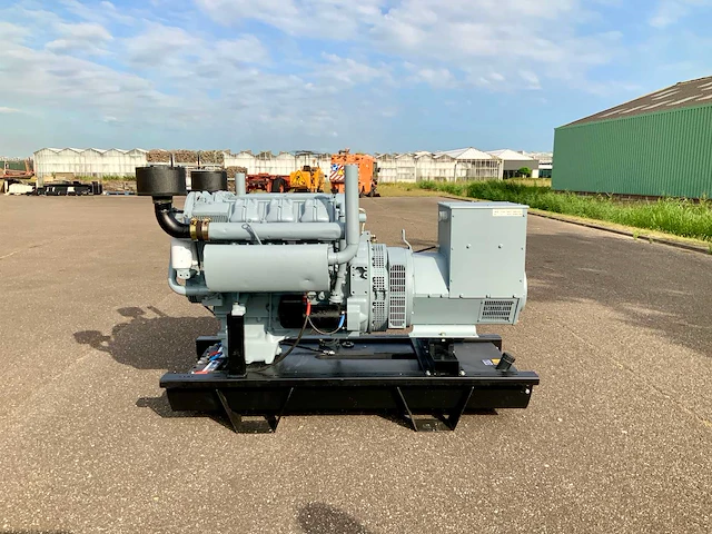 Deutz f6l413v noodstroomaggregaat - afbeelding 14 van  18