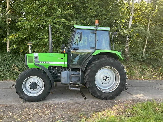 Deutz-fahr 1990 dx4.31 vierwielaangedreven landbouwtractor - afbeelding 21 van  26