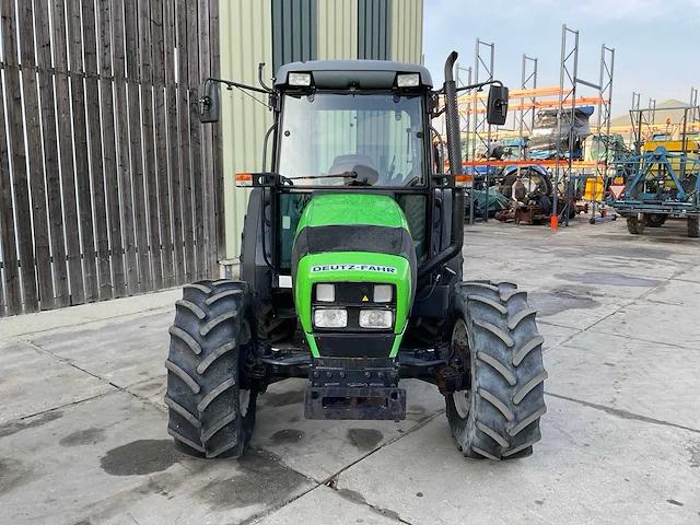 Deutz-fahr agroplus 410 ecoline vierwielaangedreven landbouwtractor - afbeelding 22 van  28