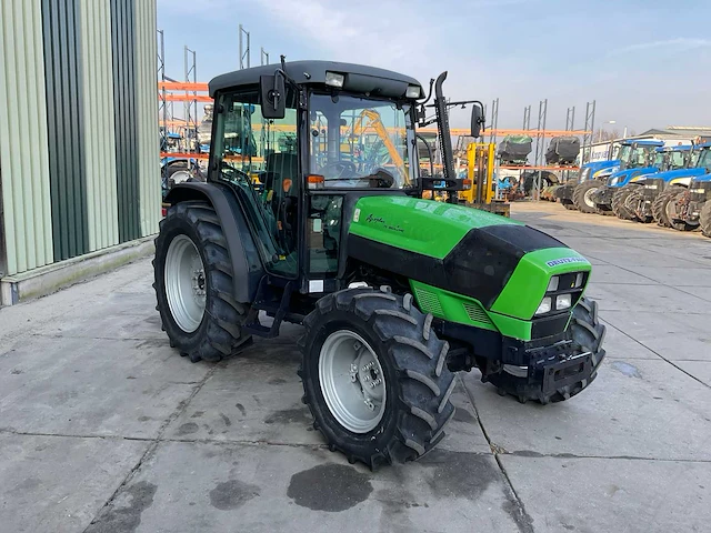 Deutz-fahr agroplus 410 ecoline vierwielaangedreven landbouwtractor - afbeelding 23 van  28