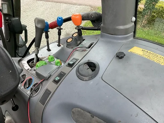 Deutz-fahr agrotron 100 lustrum vierwielaangedreven landbouwtractor - afbeelding 28 van  41