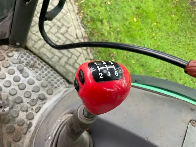 Deutz-fahr agrotron 120 vierwielaangedreven landbouwtractor - afbeelding 34 van  40