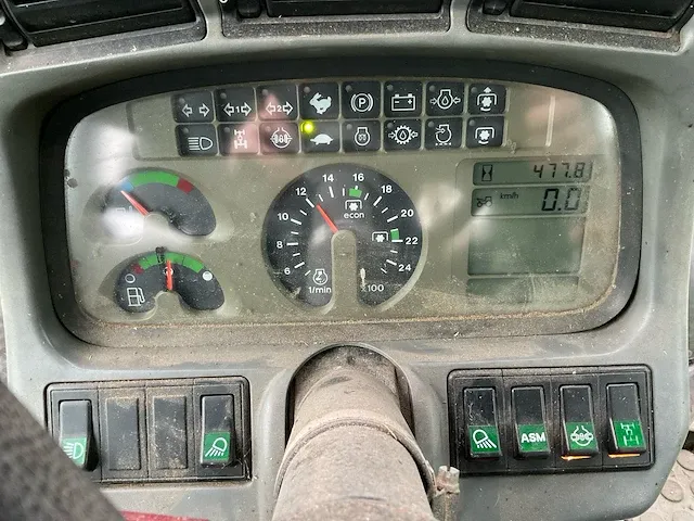 Deutz-fahr agrotron 120 vierwielaangedreven landbouwtractor - afbeelding 35 van  40