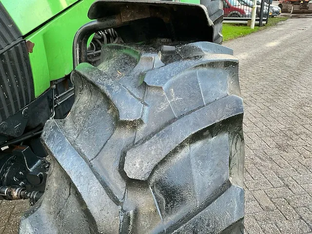 Deutz-fahr agrotron 6.00 tt vierwielaangedreven landbouwtractor - afbeelding 10 van  33