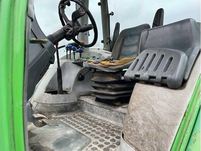 Deutz-fahr agrotron 6.20tt vierwielaangedreven landbouwtractor tkf-70-h - afbeelding 11 van  23
