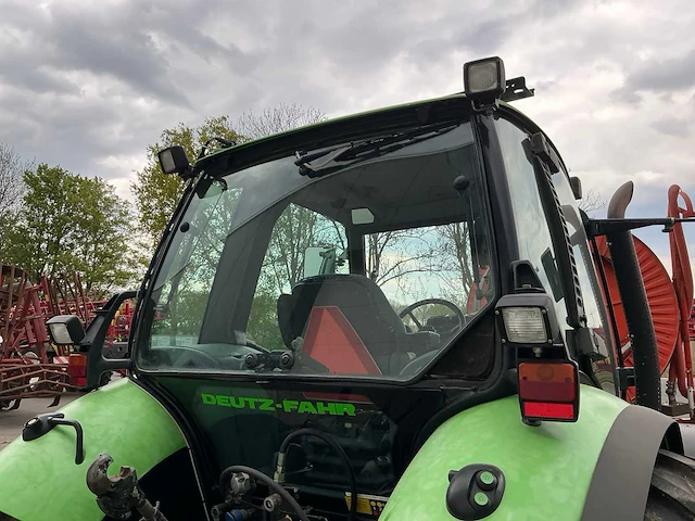 Deutz-fahr agrotron 85 vierwielaangedreven landbouwtractor - afbeelding 2 van  29