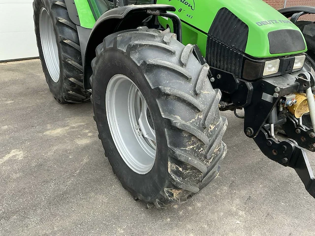 Deutz-fahr agrotron 85 vierwielaangedreven landbouwtractor - afbeelding 8 van  29