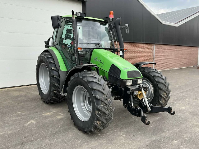 Deutz-fahr agrotron 85 vierwielaangedreven landbouwtractor - afbeelding 12 van  29