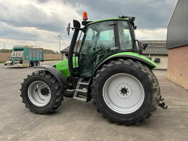 Deutz-fahr agrotron 85 vierwielaangedreven landbouwtractor - afbeelding 24 van  29