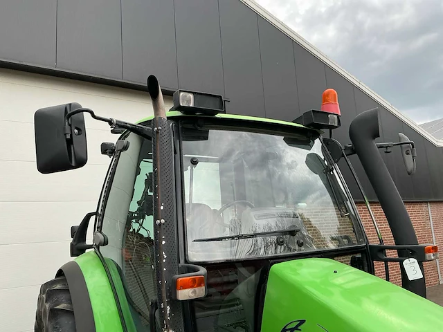 Deutz-fahr agrotron 85 vierwielaangedreven landbouwtractor - afbeelding 28 van  29