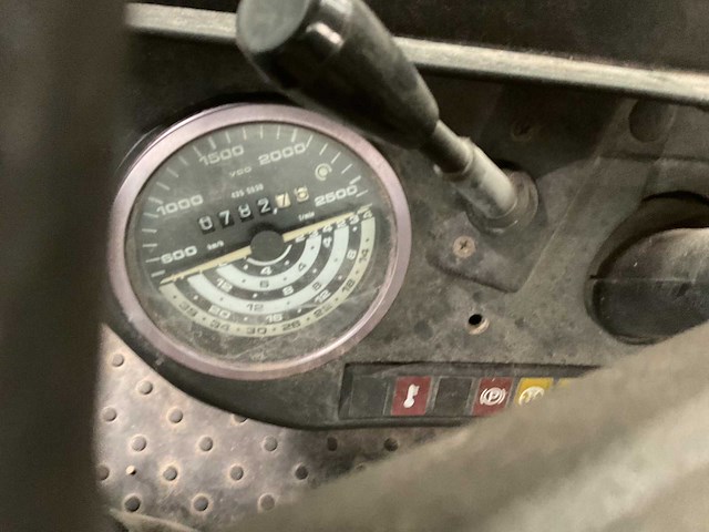 Deutz-fahr d1067-t tractor - afbeelding 10 van  12