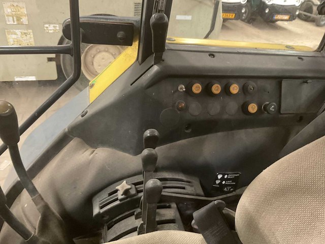 Deutz-fahr d1067-t tractor - afbeelding 8 van  12