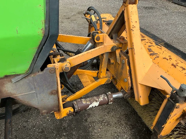 Deutz-fahr dx3.30 tweewielaangedreven landbouwtractor - afbeelding 8 van  50