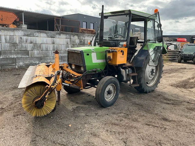 Deutz-fahr dx3.30 tweewielaangedreven landbouwtractor - afbeelding 11 van  50