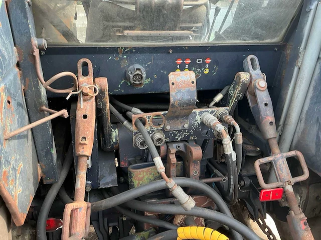 Deutz-fahr dx3.30 tweewielaangedreven landbouwtractor - afbeelding 17 van  50