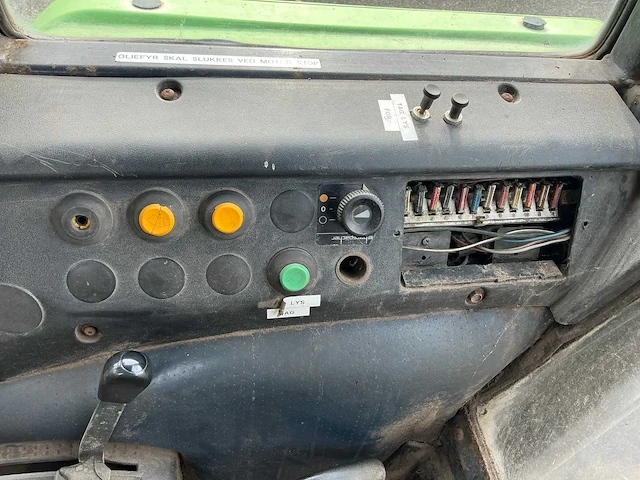 Deutz-fahr dx3.30 tweewielaangedreven landbouwtractor - afbeelding 31 van  50