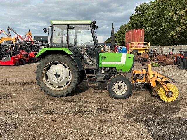Deutz-fahr dx3.30 tweewielaangedreven landbouwtractor - afbeelding 47 van  50