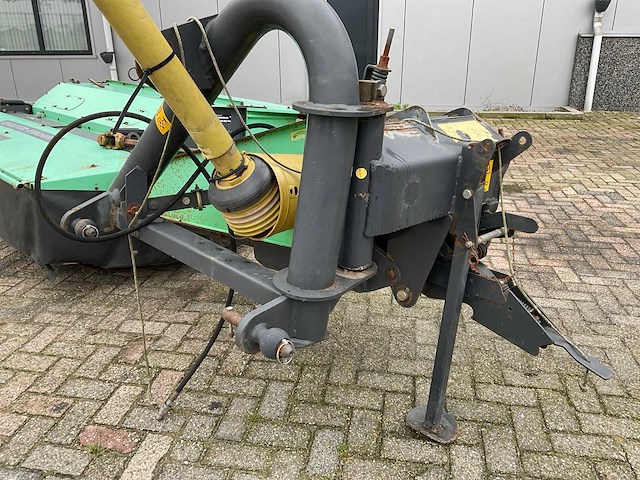 Deutz-fahr km 5.29 achtermaaier met kneuzer - afbeelding 15 van  16