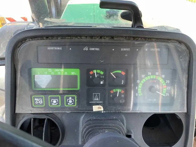 Deutz-fahr star 6,61 vierwielaangedreven landbouwtractor - afbeelding 11 van  13