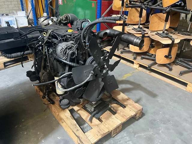 Deutz tcd2013l04 automotor - afbeelding 1 van  5