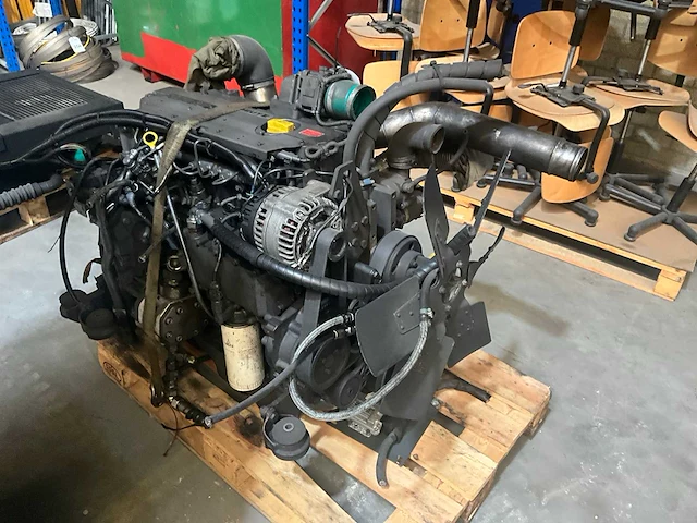 Deutz tcd2013l04 automotor - afbeelding 4 van  5
