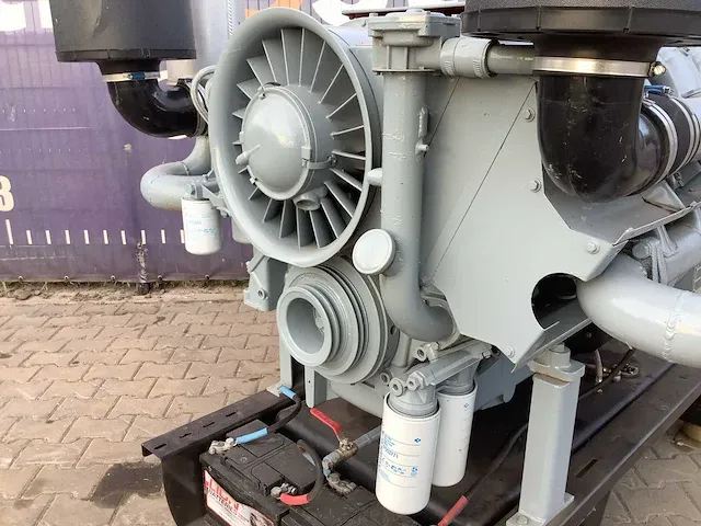 Deutz/stamford noodstroom aggregaat/genarator - afbeelding 12 van  16