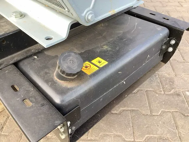 Deutz/stamford noodstroom aggregaat/genarator - afbeelding 14 van  16
