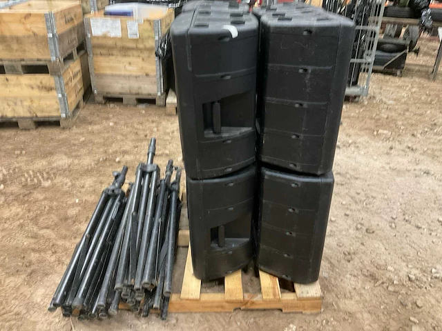 Devine artis 12 speaker 8x met statief - afbeelding 4 van  7