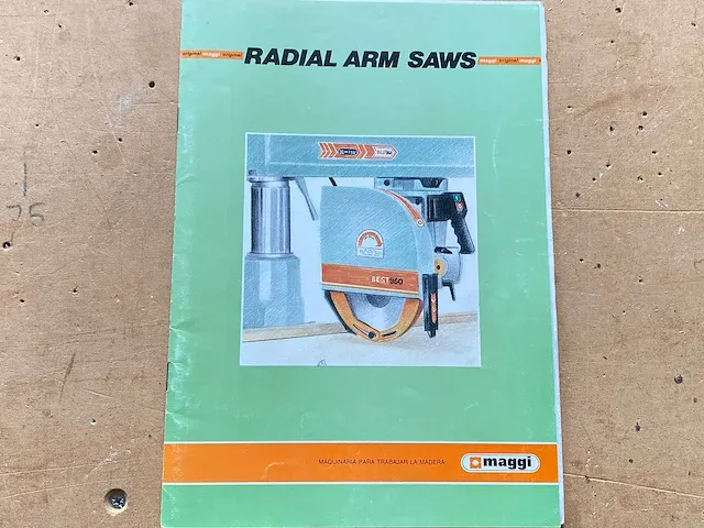 Dewalt - 1600 s - radiaalafkortzaagmachine - 1989 - afbeelding 2 van  11