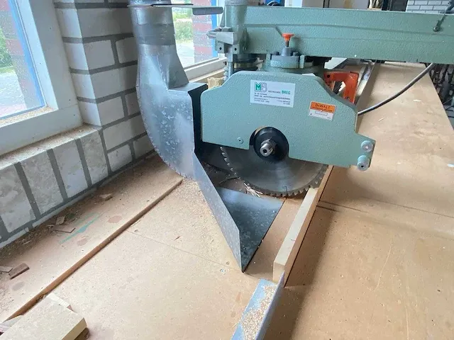 Dewalt - 1600 s - radiaalafkortzaagmachine - 1989 - afbeelding 5 van  11