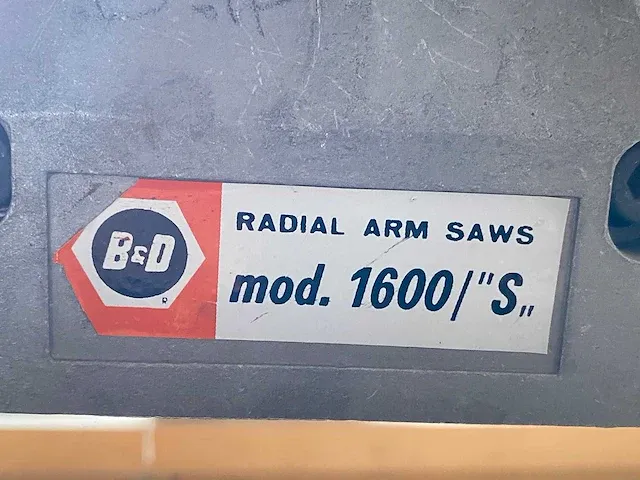 Dewalt - 1600 s - radiaalafkortzaagmachine - 1989 - afbeelding 11 van  11