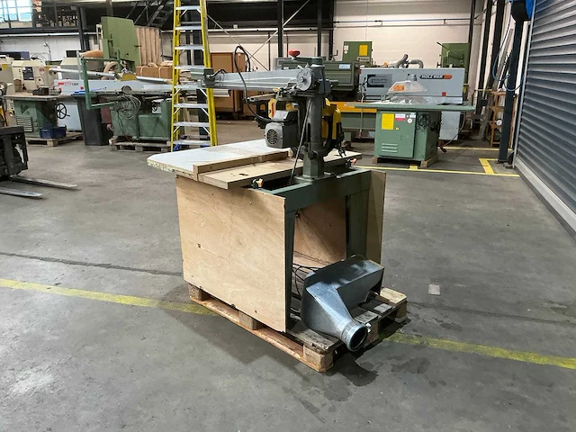 Dewalt - 1600/s - radiaalafkortzaagmachine - afbeelding 6 van  12