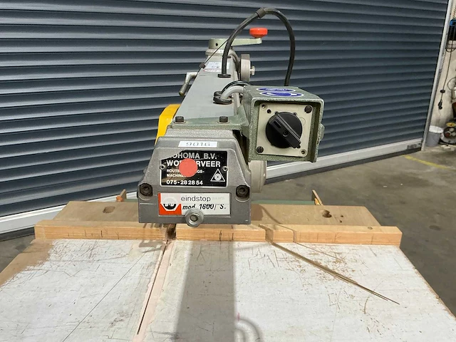 Dewalt - 1600/s - radiaalafkortzaagmachine - afbeelding 8 van  12