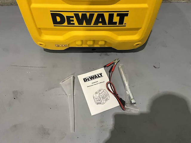 Dewalt - 2025 - dxgni35e - noodstroomaggregaat - afbeelding 10 van  11